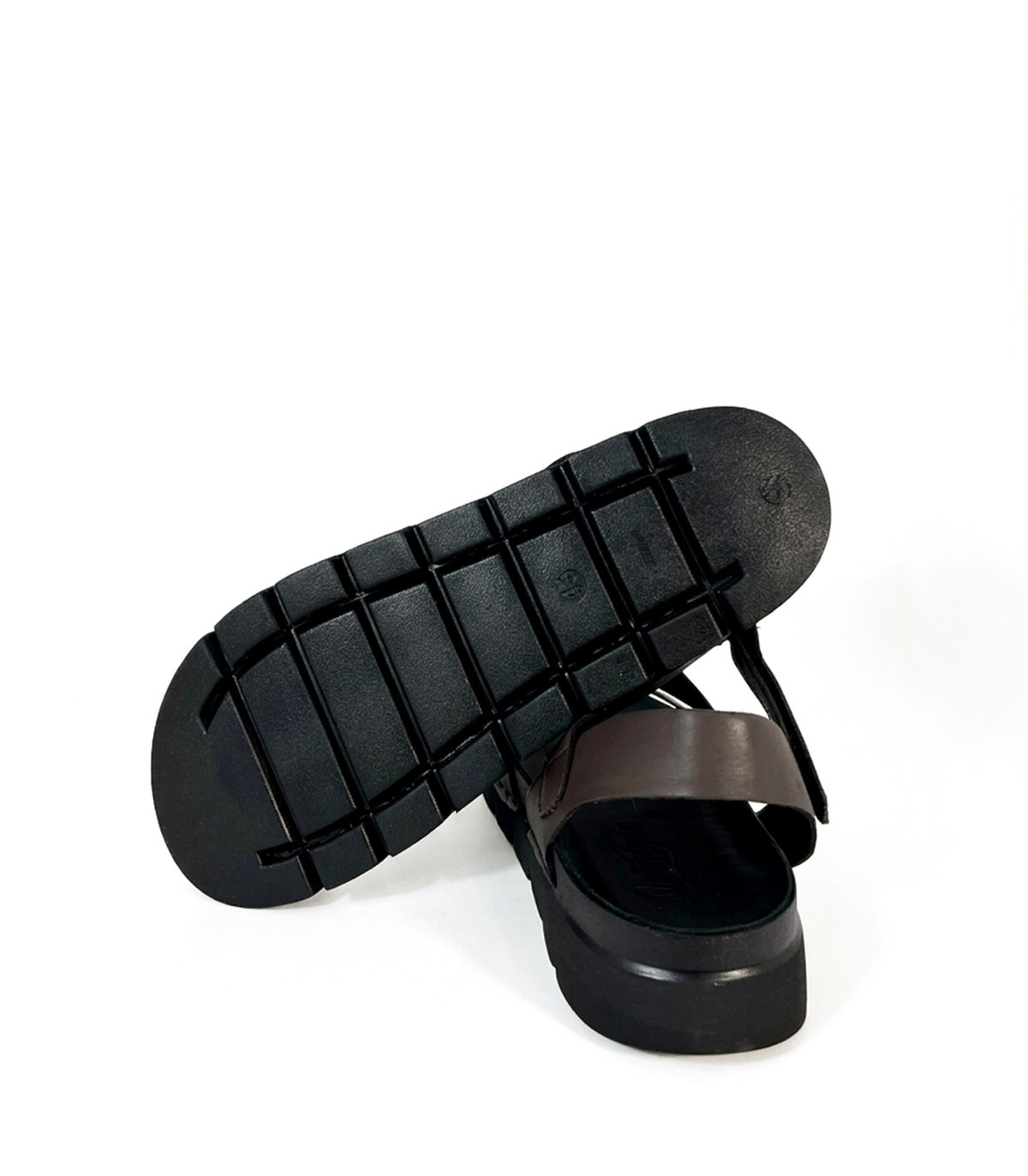Compra online SANDALIA DE HOMBRE CON VELCROS Walk & Fly ICARUS 8385...