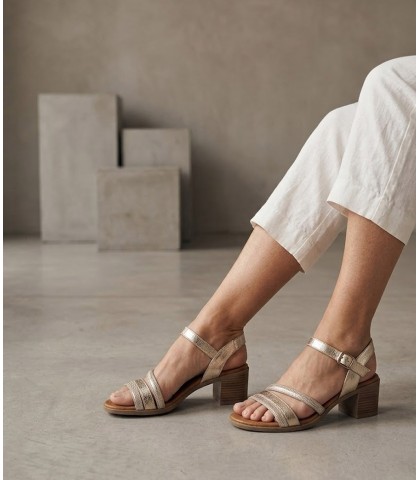 SANDALIAS DE PIEL METALIZADA CON PLANTA DE GEL PARA MUJER APLAUSO 5905 ORO