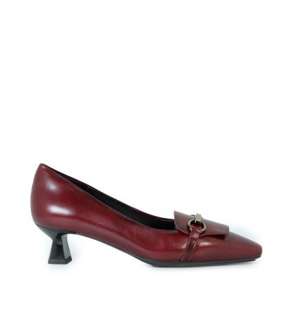 ZAPATO DE SALÓN CON TACÓN BAJO DESIREE ELBA 10 BURDEOS