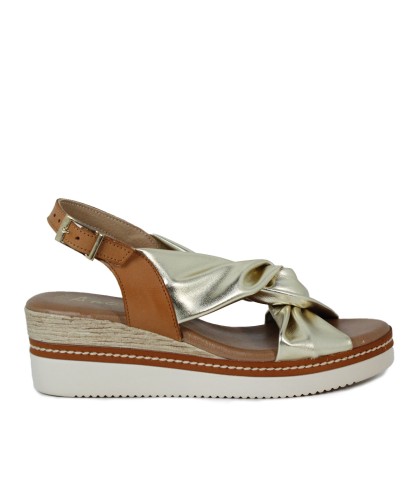 SANDALIAS DE CUÑA EN PIEL CON PLANTA DE GEL APLAUSO 229 PLATINO