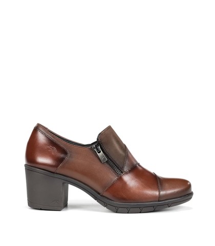 ZAPATO MARRÓN DE PIEL CON TACÓN MEDIO Y CIERRE CON CREMALLERA FLUCHOS F1802