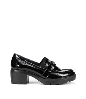 MOCASÍN DE MUJER CON TACÓN BAJO FLUCHOS FUGAZ F2111 NEGRO