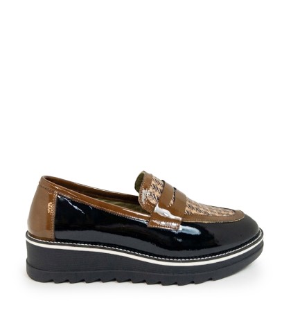 MOCASÍN EN PIEL CHAROL CON ANTIFAZ DE MUJER APLAUSO NOEL 023 NEGRO