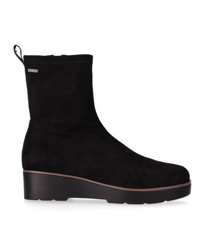 BOTÍN ELÁSTICO DE CUÑA EN TENDENCIA CHIKA 10 PINO 03 NEGRO