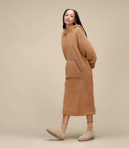 BOTAS DE MUJER UGG CLASSIC MICRO EN ANTE Y PIEL DE OVEJA SAND