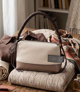 BOLSO DE HOMBRO HORIZONTAL CREMA BEIGE OSCURO BI264947