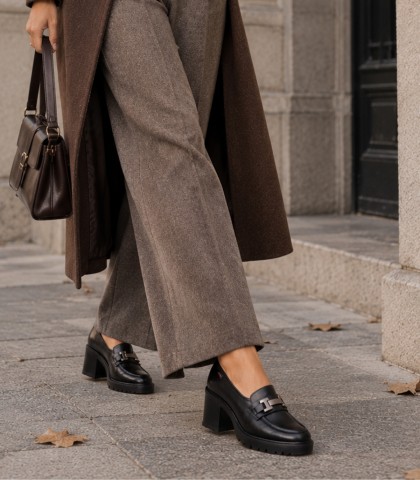 MOCASÍN DE PIEL CON TACÓN PARA MUJER NEGRO CALLAGHAN LAURA 37204